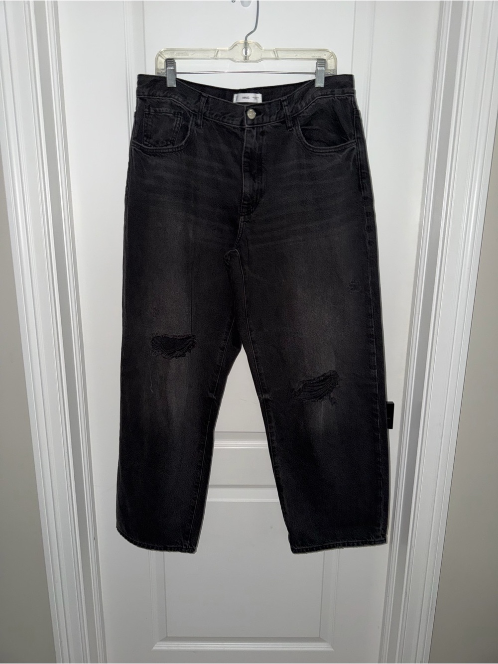 MNG Mango Black Distressed Straight Leg Jeans Size 12 High Rise Baggy Denim NWOT